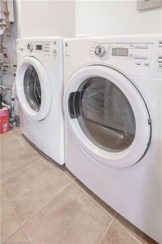 2C-255 Maitland Street, Kitchener, ON - Indoor Photo Showing Laundry Room