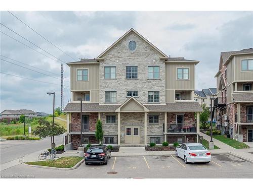 2C-255 Maitland Street, Kitchener, ON - Outdoor With Facade