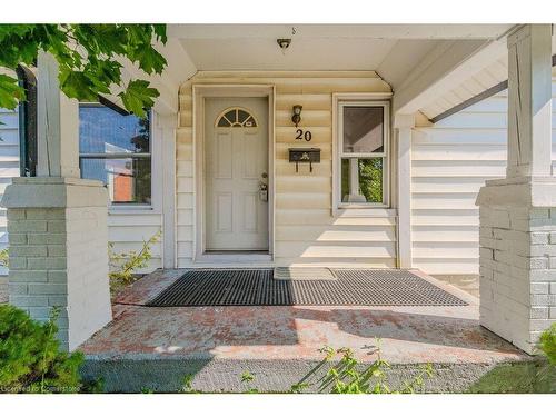 20 Elmwood Avenue, Cambridge, ON - Outdoor