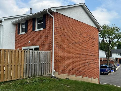 1-411 Keats Way, Waterloo, ON - Outdoor With Exterior