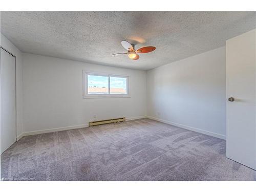 3-400 Springbank Avenue N, Woodstock, ON - Indoor Photo Showing Other Room