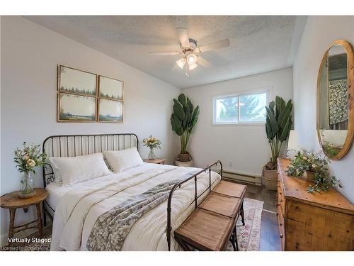 3-400 Springbank Avenue N, Woodstock, ON - Indoor Photo Showing Bedroom