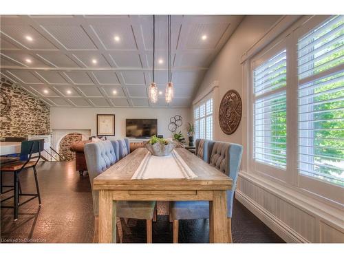 46 Cavalier Place, Waterloo, ON - Indoor Photo Showing Dining Room