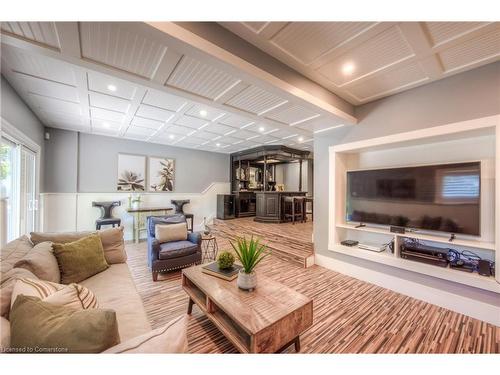 46 Cavalier Place, Waterloo, ON - Indoor Photo Showing Living Room