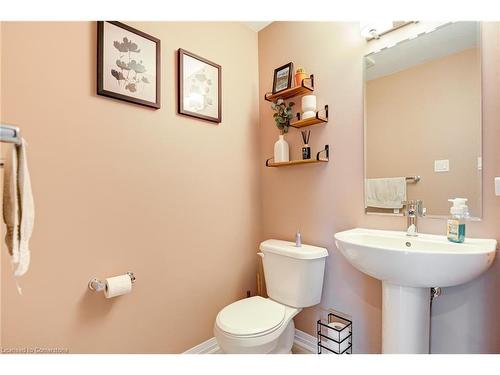 32-51 Sparrow Avenue, Cambridge, ON - Indoor Photo Showing Bathroom