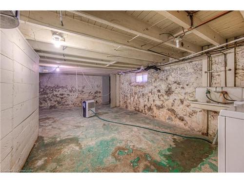 68 Park Avenue, Cambridge, ON - Indoor Photo Showing Basement