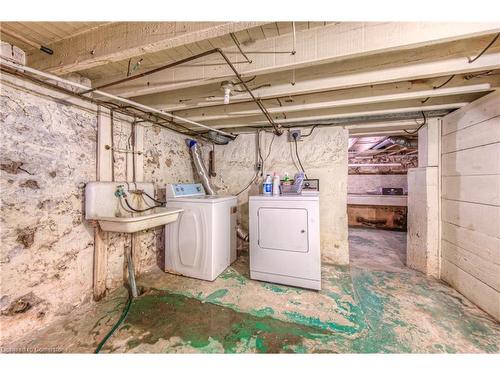 68 Park Avenue, Cambridge, ON - Indoor Photo Showing Laundry Room