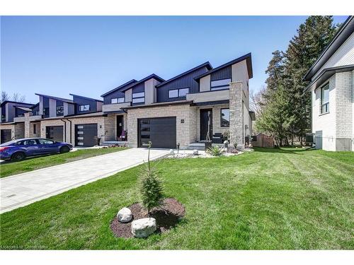 131 Tamarack Boulevard, Woodstock, ON - Outdoor With Facade