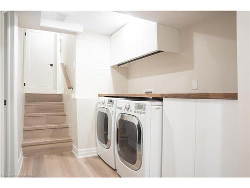 1550 Springwell Avenue, Mississauga, ON - Indoor Photo Showing Laundry Room