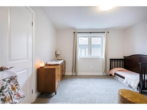 21 Lang Lane, East Luther-Grand Valley, ON - Indoor Photo Showing Bedroom