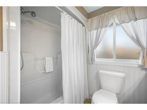 6 Inlet Avenue, Kitchener, ON - Indoor Photo Showing Bathroom