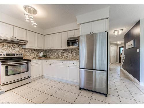 56 Rush Meadow Street, Kitchener, ON - Indoor Photo Showing Kitchen