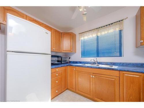 419 Highland Drive, Wingham, ON - Indoor Photo Showing Kitchen With Double Sink