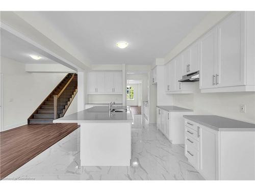 26 Hearn Street, Bond Head, ON - Indoor Photo Showing Kitchen