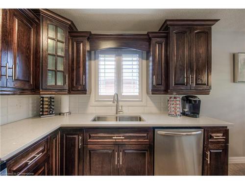 99 Bluerock Crescent, Cambridge, ON - Indoor Photo Showing Kitchen With Double Sink