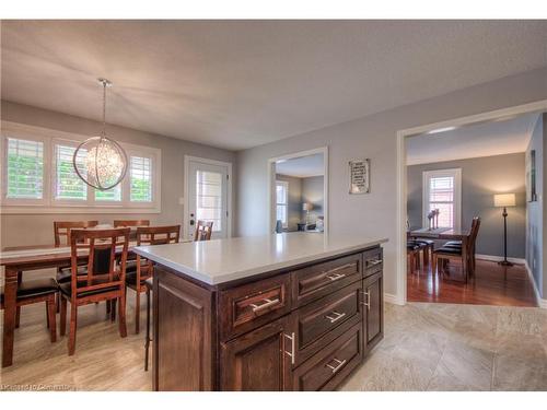 99 Bluerock Crescent, Cambridge, ON - Indoor Photo Showing Dining Room