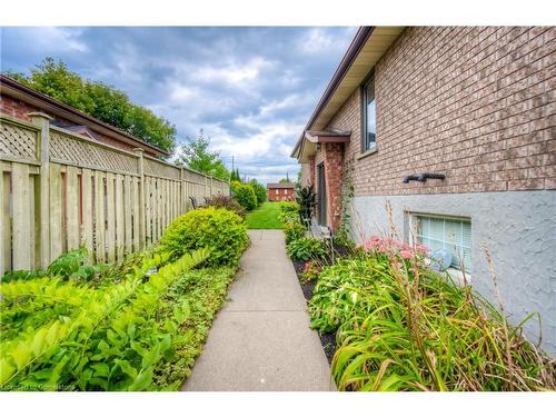 99 Bluerock Crescent, Cambridge, ON - Outdoor With Exterior