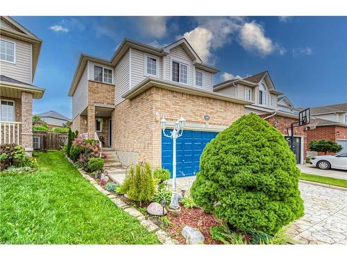 182 Hollyridge Crescent, Kitchener, ON - Outdoor