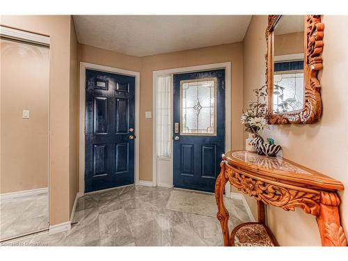 182 Hollyridge Crescent, Kitchener, ON - Indoor Photo Showing Other Room