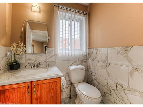 182 Hollyridge Crescent, Kitchener, ON - Indoor Photo Showing Bathroom