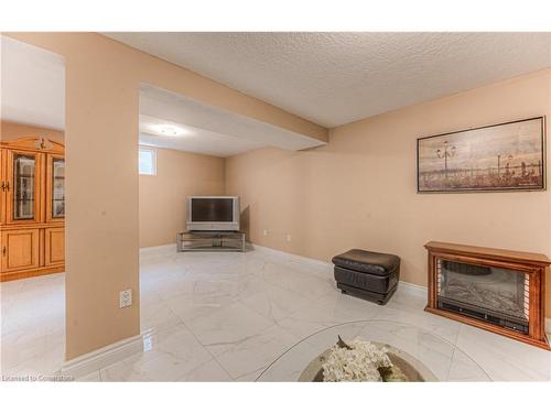 182 Hollyridge Crescent, Kitchener, ON - Indoor