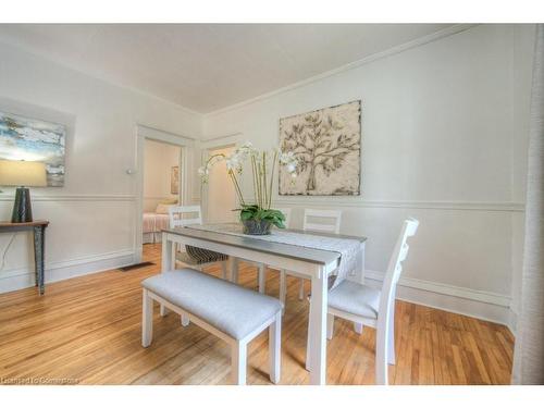 51 Crombie Street, Cambridge, ON - Indoor Photo Showing Dining Room