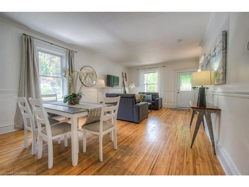 51 Crombie Street, Cambridge, ON - Indoor Photo Showing Dining Room