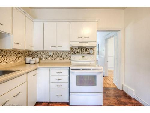 51 Crombie Street, Cambridge, ON - Indoor Photo Showing Kitchen