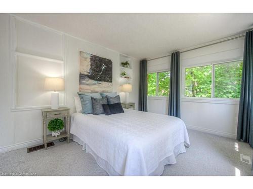 51 Crombie Street, Cambridge, ON - Indoor Photo Showing Bedroom