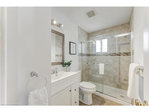 26 Bourbon Lane, London, ON - Indoor Photo Showing Bathroom