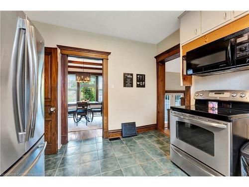 766 William Street, Cambridge, ON - Indoor Photo Showing Kitchen