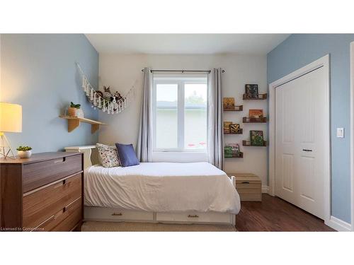 4097 Riverside St Street, Millbank, ON - Indoor Photo Showing Bedroom