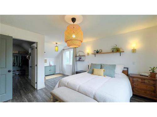 4097 Riverside St Street, Millbank, ON - Indoor Photo Showing Bedroom