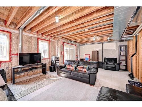 3-125 Black Bridge Road, Cambridge, ON - Indoor Photo Showing Basement