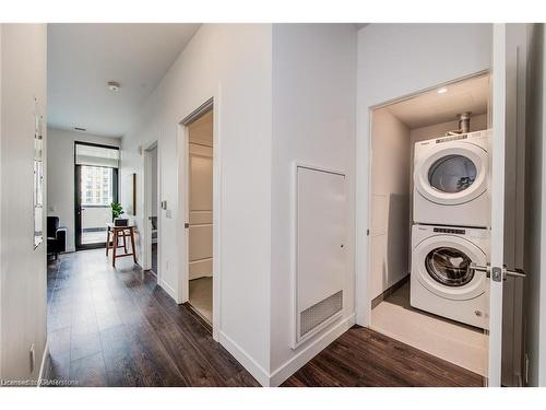 606-181 King Street S, Waterloo, ON - Indoor Photo Showing Laundry Room