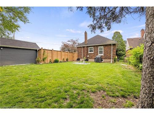 5 Parkside Drive, Brantford, ON 