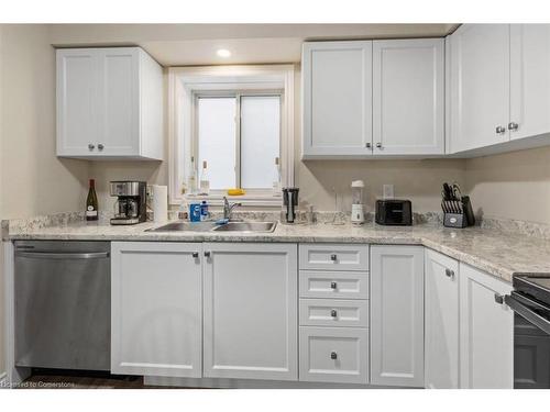 109 James Street S, St. Marys, ON - Indoor Photo Showing Kitchen With Double Sink