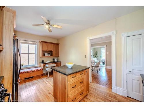 37 Merion Street, Guelph, ON - Indoor Photo Showing Kitchen