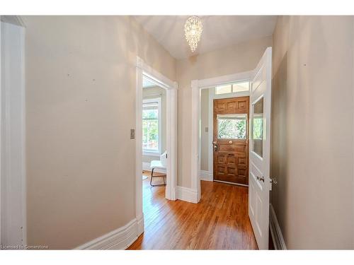 37 Merion Street, Guelph, ON - Indoor Photo Showing Other Room