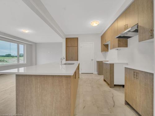 193 Leslie Davis Street, Ayr, ON - Indoor Photo Showing Kitchen