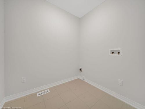 193 Leslie Davis Street, Ayr, ON - Indoor Photo Showing Other Room