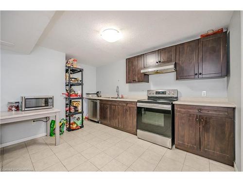 102 Flaherty Drive, Guelph, ON - Indoor Photo Showing Kitchen With Double Sink