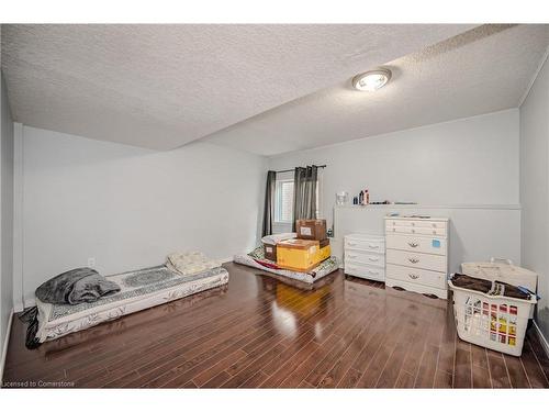 102 Flaherty Drive, Guelph, ON - Indoor Photo Showing Other Room