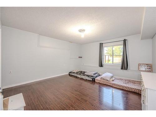 102 Flaherty Drive, Guelph, ON - Indoor Photo Showing Other Room