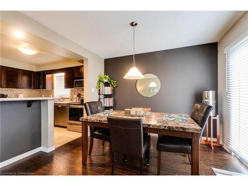 398 Sienna Crescent, Kitchener, ON - Indoor Photo Showing Dining Room