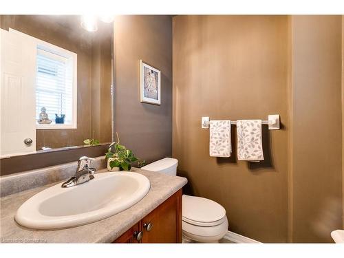 398 Sienna Crescent, Kitchener, ON - Indoor Photo Showing Bathroom