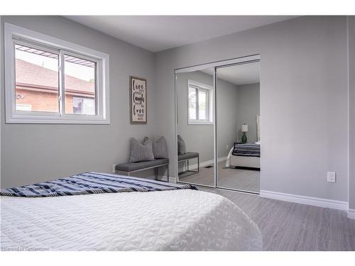 69 Clarke Street N, Woodstock, ON - Indoor Photo Showing Bedroom