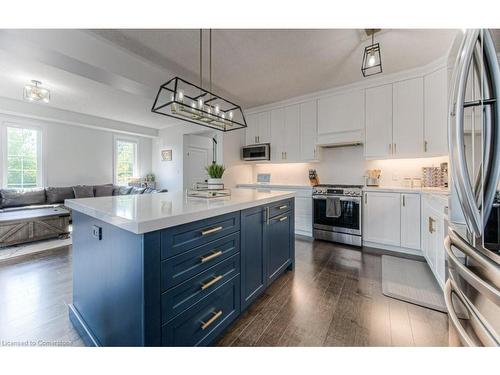 280 Chokecherry Crescent, Waterloo, ON - Indoor Photo Showing Kitchen With Stainless Steel Kitchen