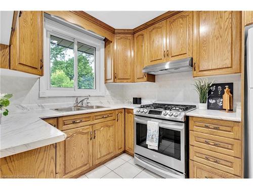 543 Glen Forrest Boulevard, Waterloo, ON - Indoor Photo Showing Kitchen With Double Sink