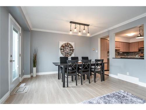 1-505 Oakvale Drive, Waterloo, ON - Indoor Photo Showing Dining Room